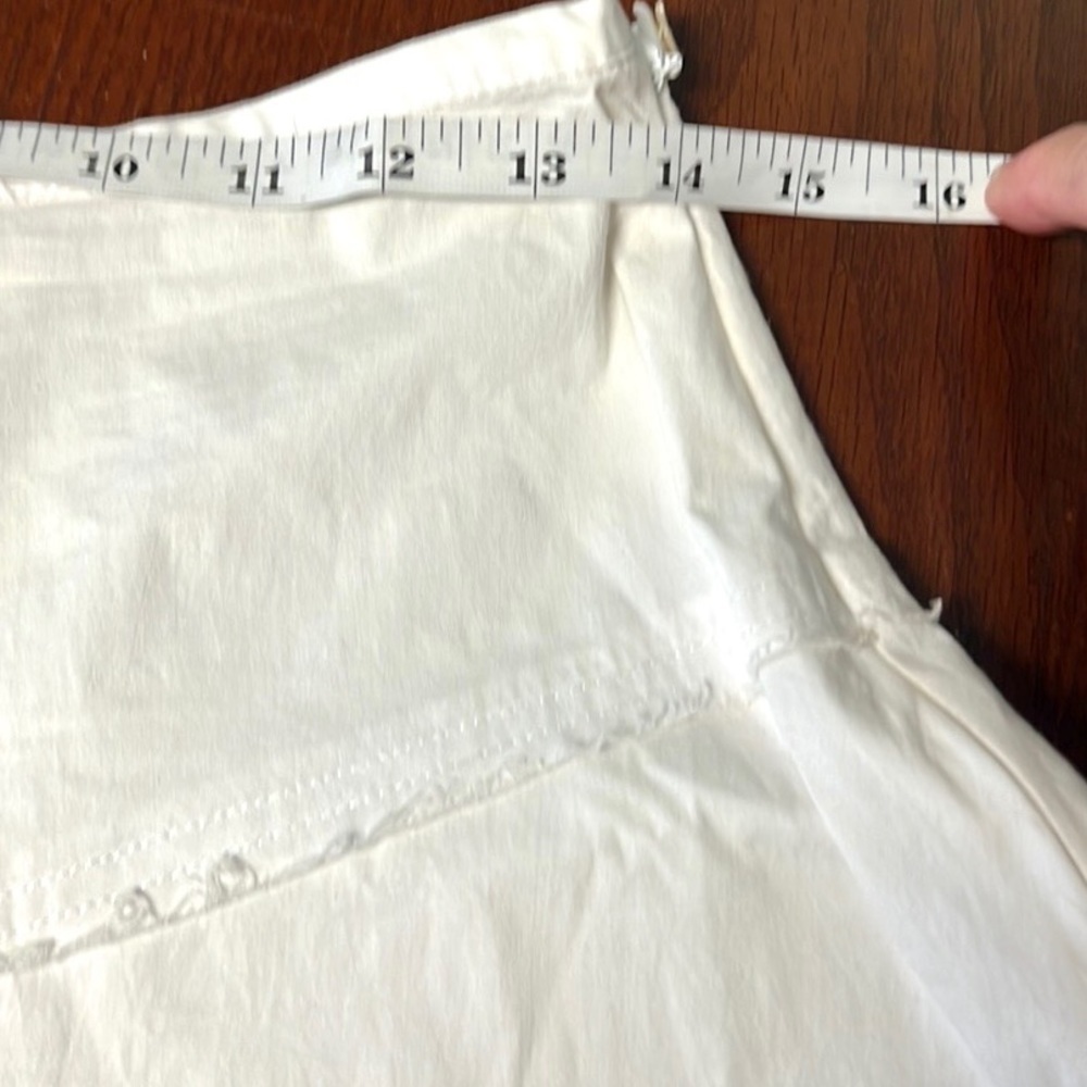 VTG Frivolous,M, Hand-Crafted, A-Line Percale-Feel Delicately Embroidered,EUC - Picture 8 of 10